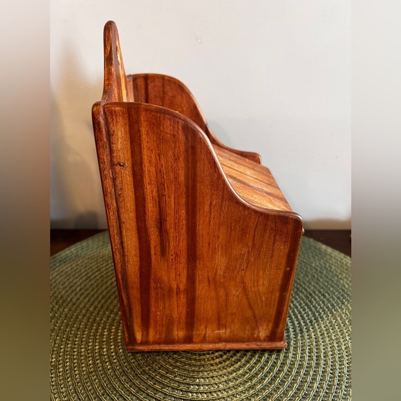 Antique Wall Salt Box Vintage Primitive Wood 9" Tall x 5" Wide x 4” Deep See Pic - Picture 2 of 11